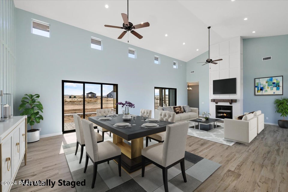 Asher Trail interior view